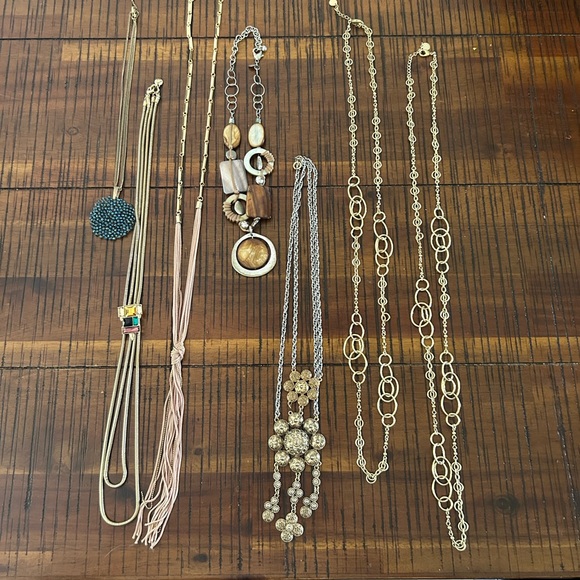 Necklaces - Picture 3 of 4